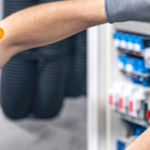 Electrical Burns and Electrocution: First Aid Every Victorian Electrician Needs to Know